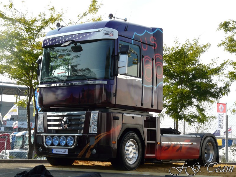 Stand Renault (2).JPG